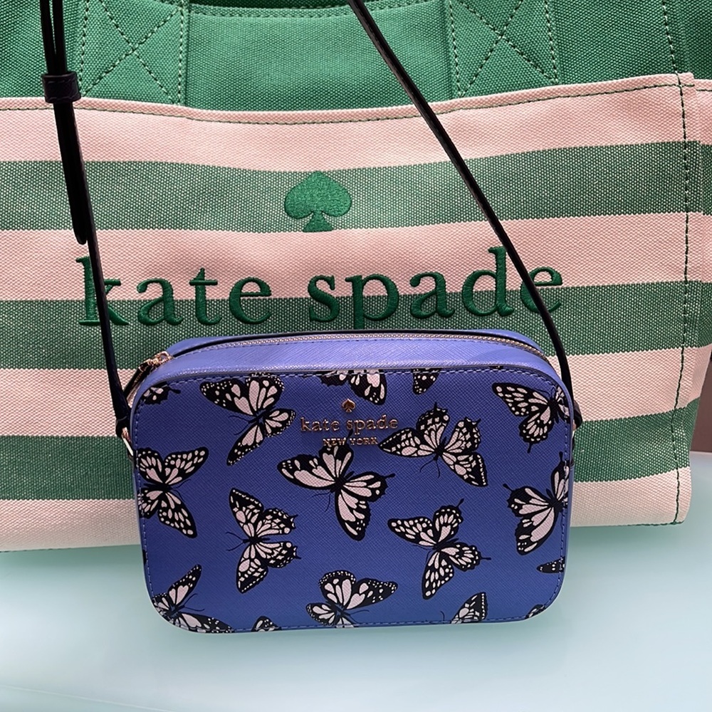 Kate Spade Staci Butterfly Sky Printed Mini Camera Bag,
Blue Multi
NWT - Picture 6 of 16